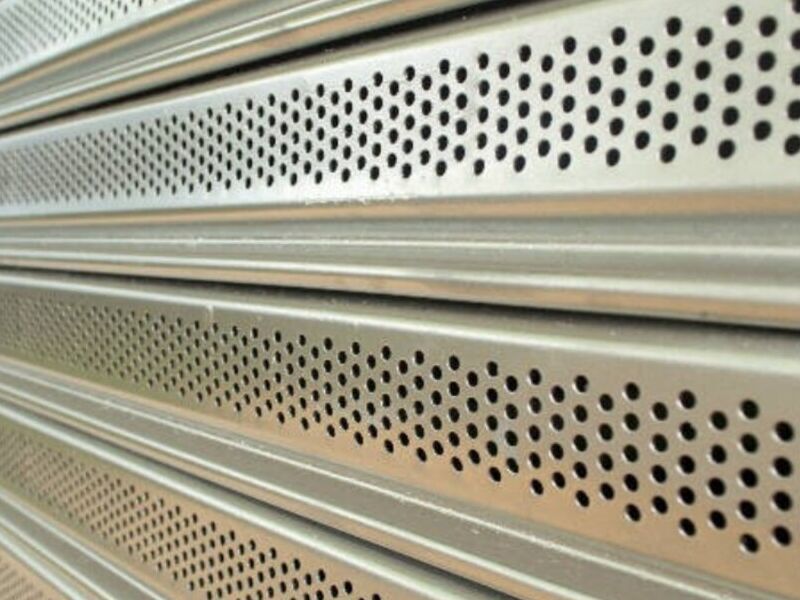 Cortina microperforada Mantelli
